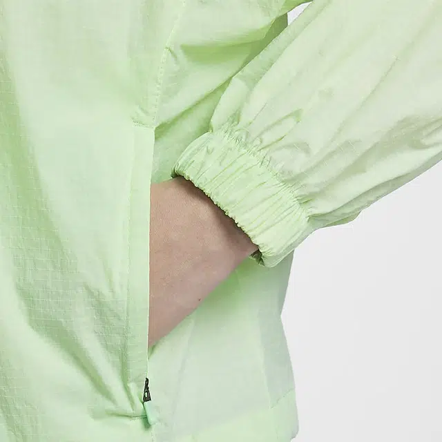 Nike Trail Repel logo