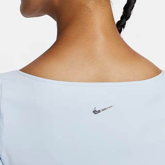 Nike YOGA T