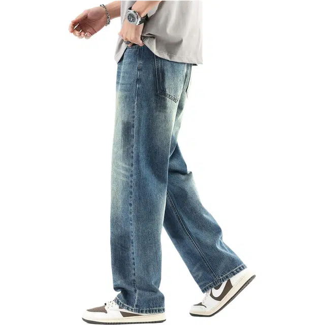 M JEANS STUDIOS 7