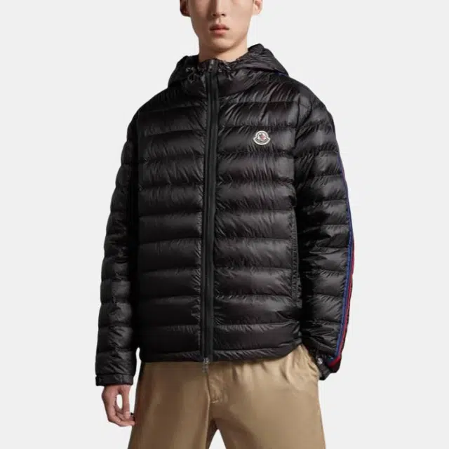 Moncler SS22 Logo