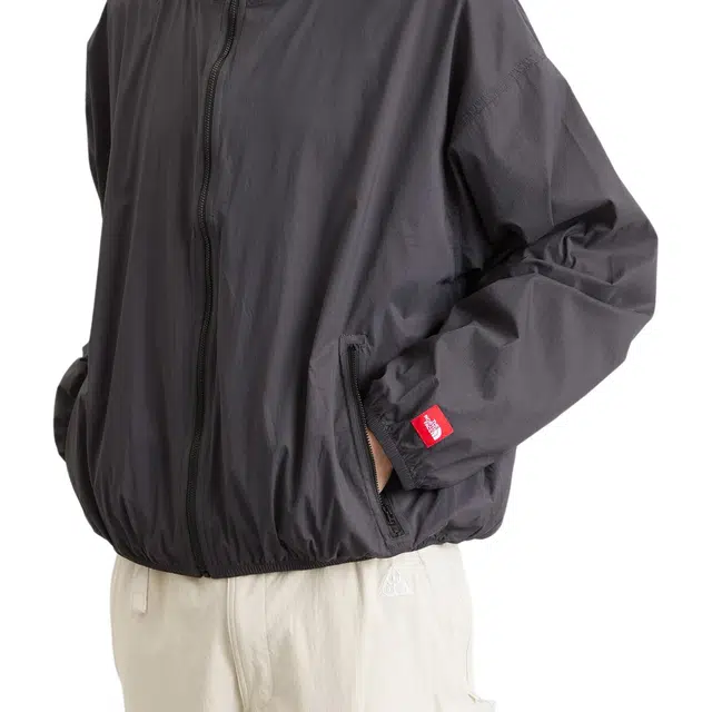 THE NORTH FACE SS25 Redbox Packable logo