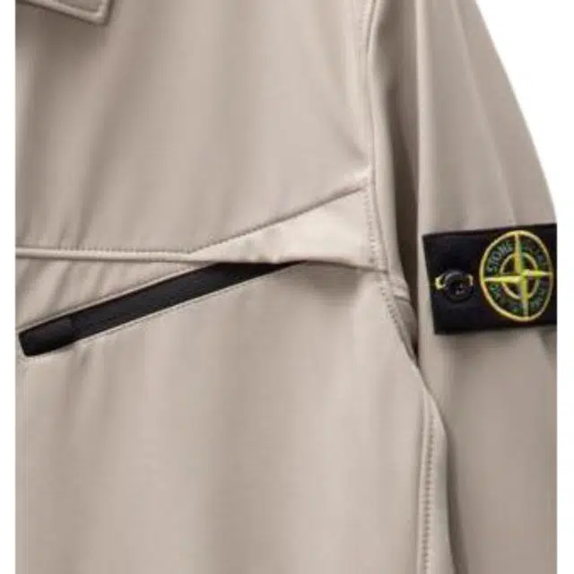STONE ISLAND LIGHT SOFT SHELL-R