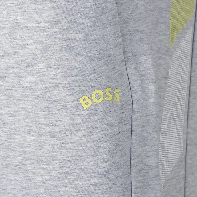 HUGO BOSS SS22