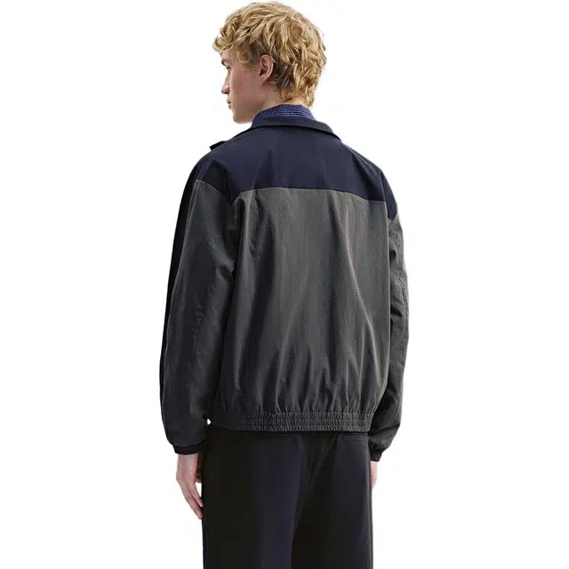 URBAN REVIVO UR