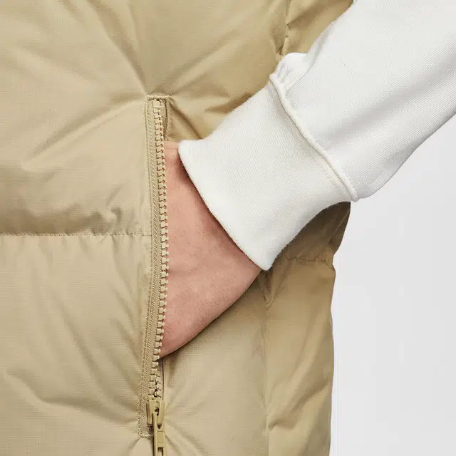 Nike Sportswear Club Therma-FIT