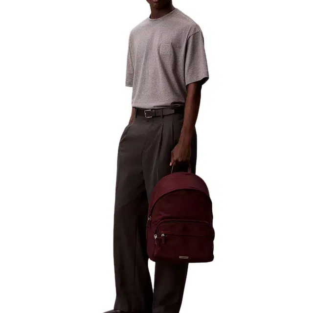 CALVIN KLEIN