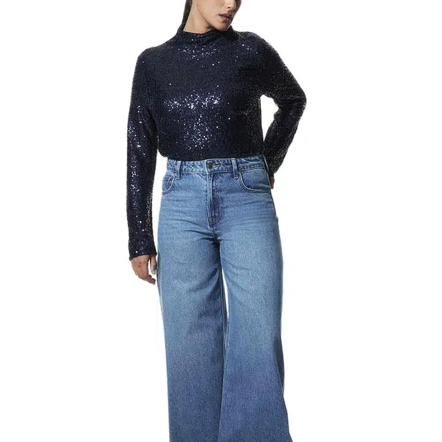 HM HOLIDAY 2024 T