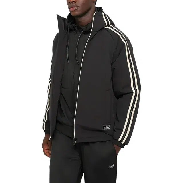 EMPORIO ARMANI EA7 FW25