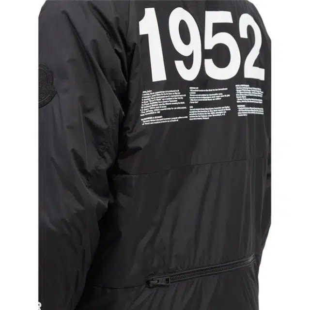 Moncler logo