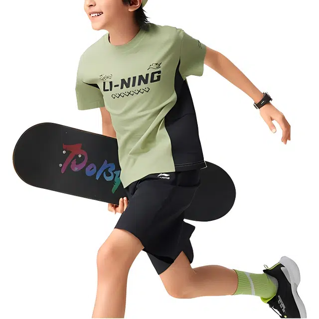 李宁儿童休闲运动套装 运动生活系列 圆领拼色短袖柔软五分裤 土灰绿/黑色 儿童款