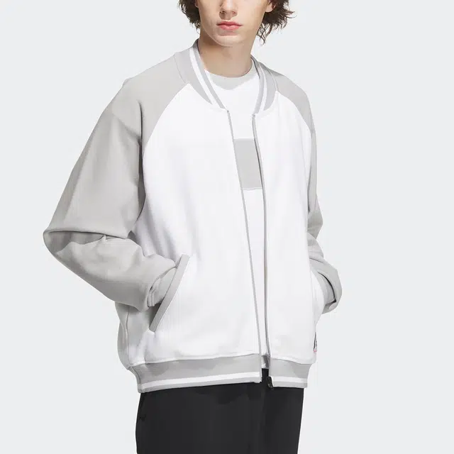 adidas LogoV