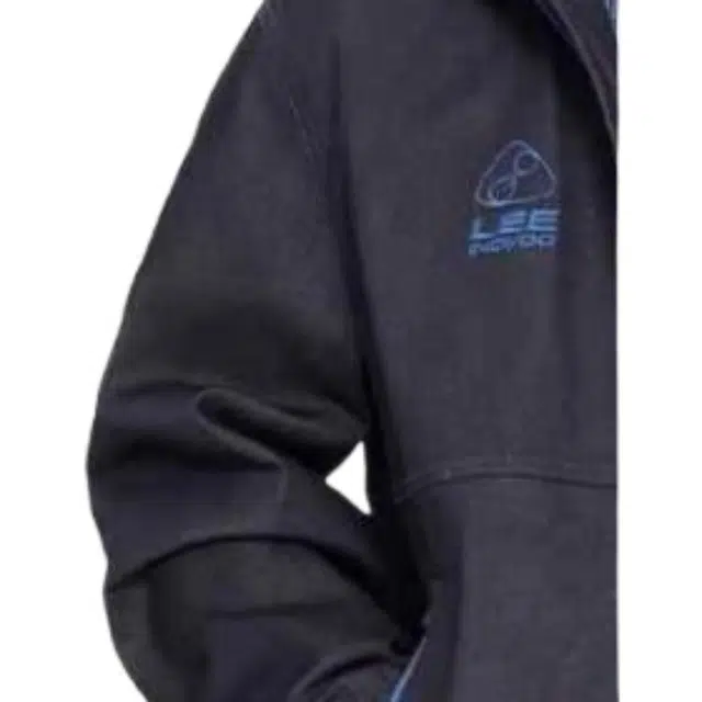 Lee