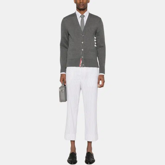 THOM BROWNE V