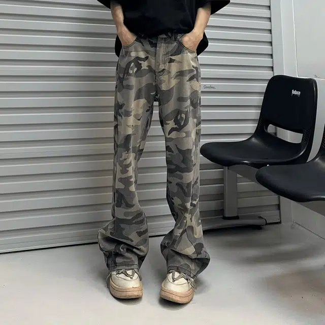 KAIZZGAO Vintage Camo Pants