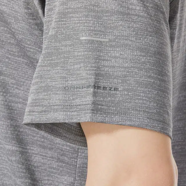 Columbia Logo T
