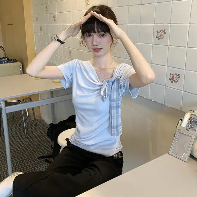Kiki Clothing Boutique T