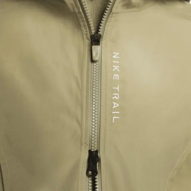 Nike Trail GORE-TEX INFINIUM logo