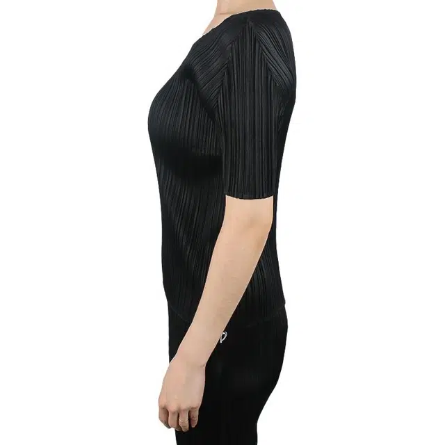 PLEATS PLEASE ISSEY MIYAKE T