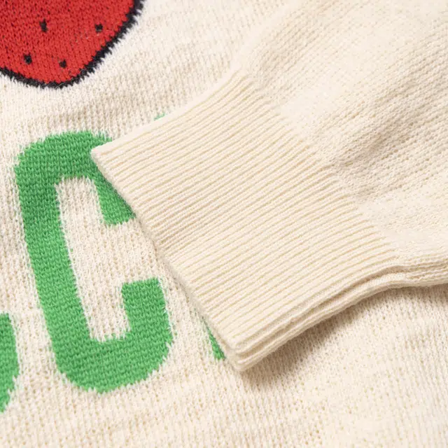 GUCCI FW22 Strawberry Intarsia Sweater