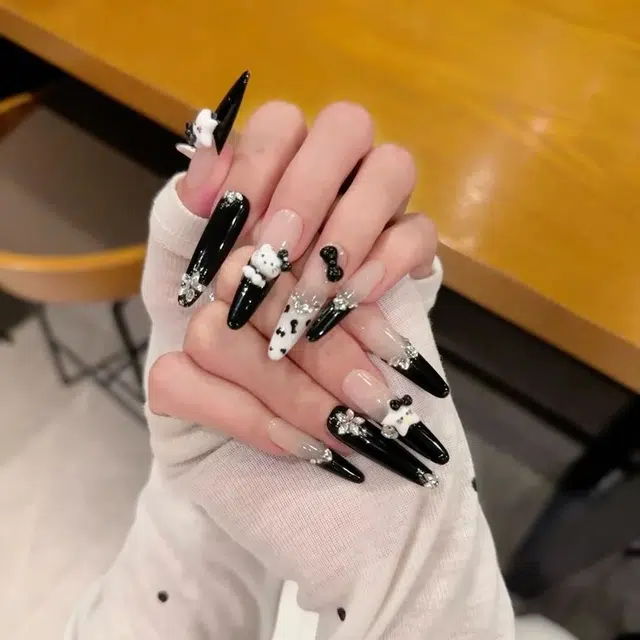 爱鼎琪 暗黑猫咪手工美甲豹纹显白甜酷可爱卡通可拆卸指甲贴  穿戴甲 长款黑白纯色 法式