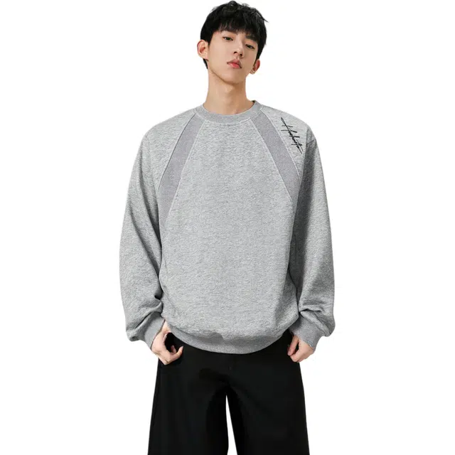 火火兔 美式分割设计弧形解构螺纹线条拼接硬挺宽松显肩宽大码可穿打底衫高级感潮牌运动通勤无性别主义秋冬套头长袖卫衣 男女同款