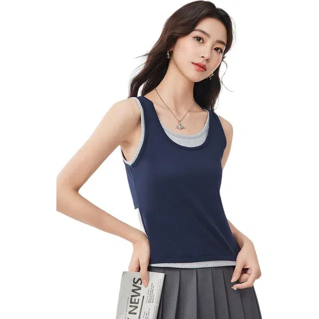 爱依服 夏季韩系设计感外穿纯色百搭吊带背心 女款