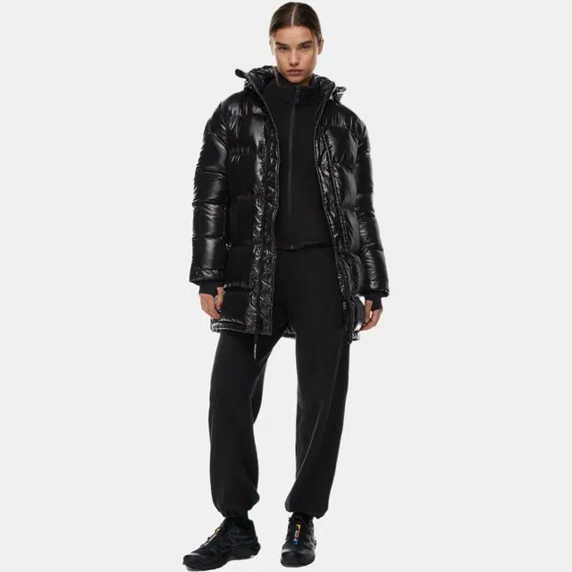 ARITZIA Super Puf Hi-Gloss Mid