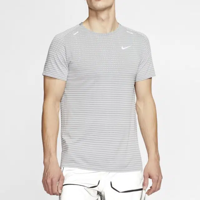 Nike Techknit Ultra T