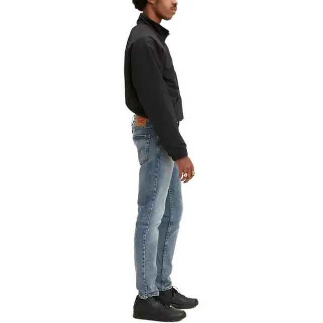 Levis