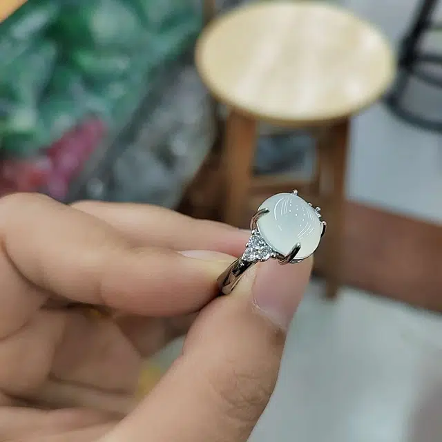 赐帛 简约精致轻奢复古国风气质优雅小众清冷高级感温婉细腻白月光白色恋人桃花运连连#好运 玉髓 戒指 男女同款情侣款