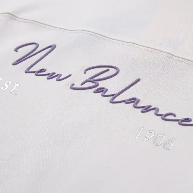 New Balance LogoT