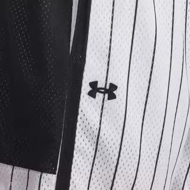 Under Armour Zone Pro