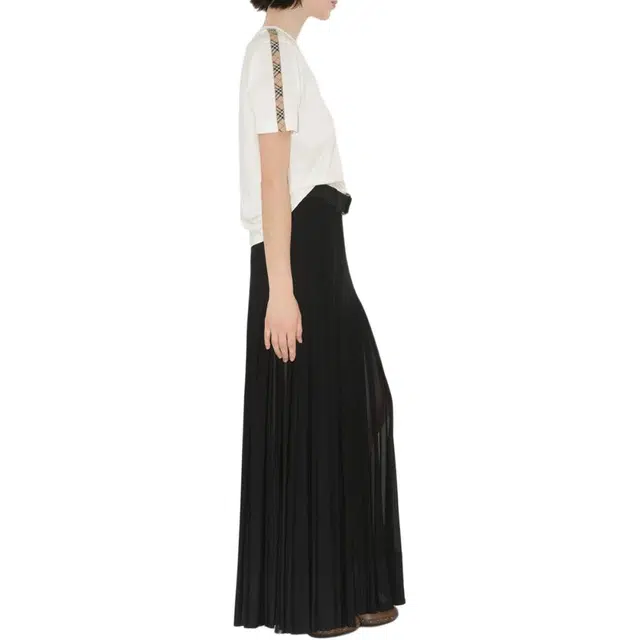Burberry SS25 T