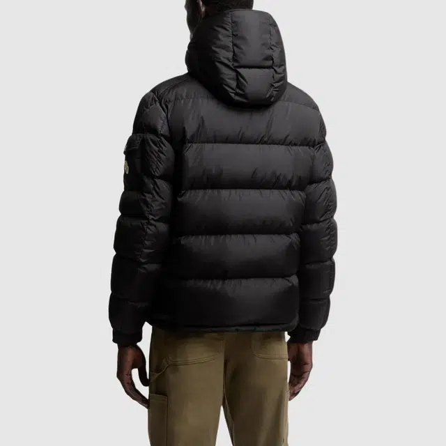 Moncler FW25 logo