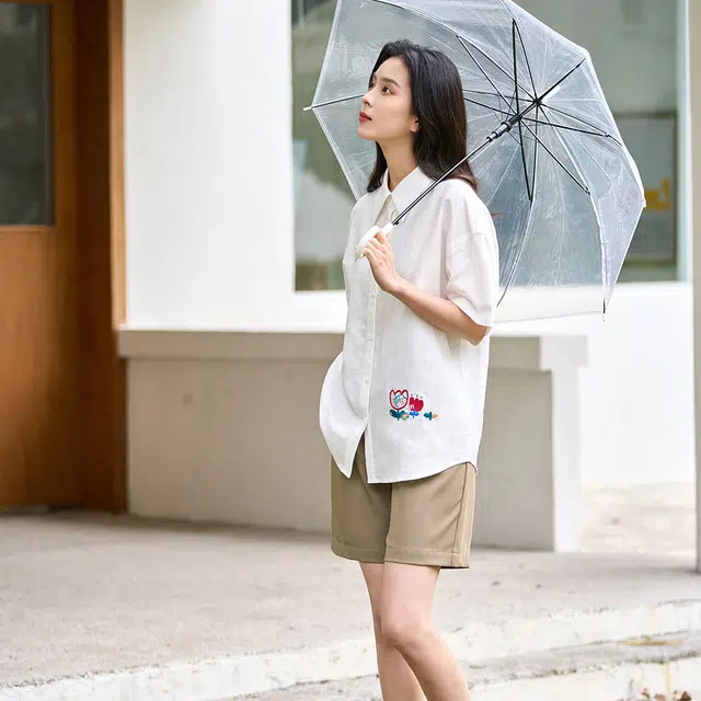 茵曼 花朵印花尖领短袖衬衫 女款