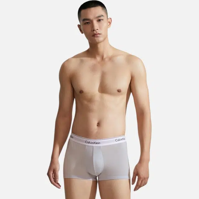 CKCalvin Klein 5