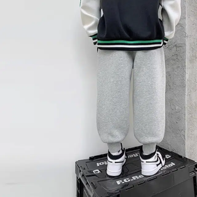 左西 童装 倒三角标束脚针织运动裤 男童