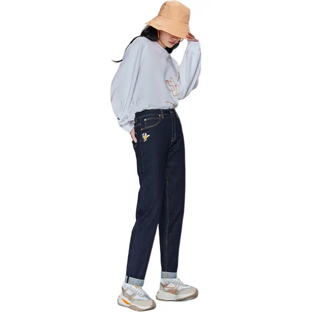 Lee