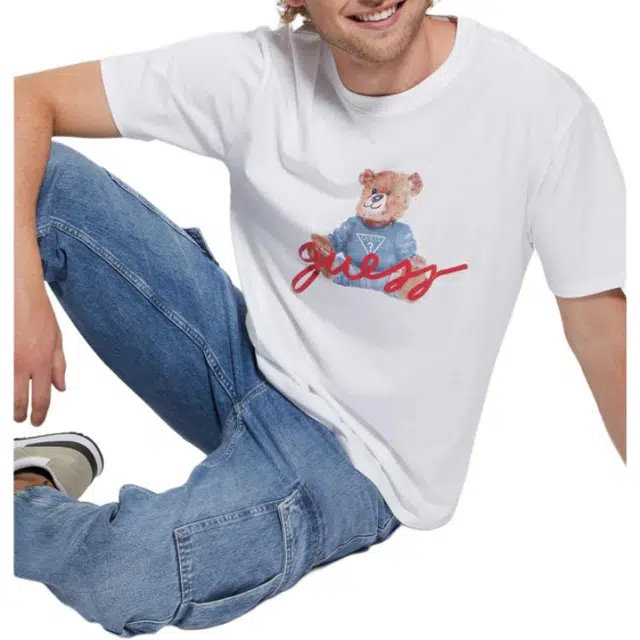GUESS T