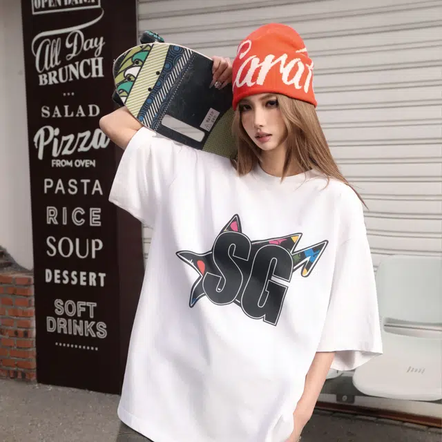 SKUNK GALLERY T
