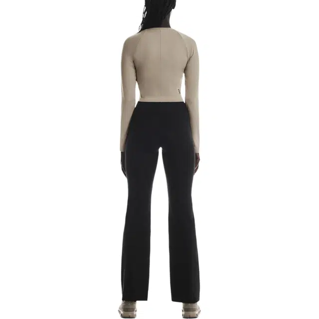 On Studio Long-T Crop T