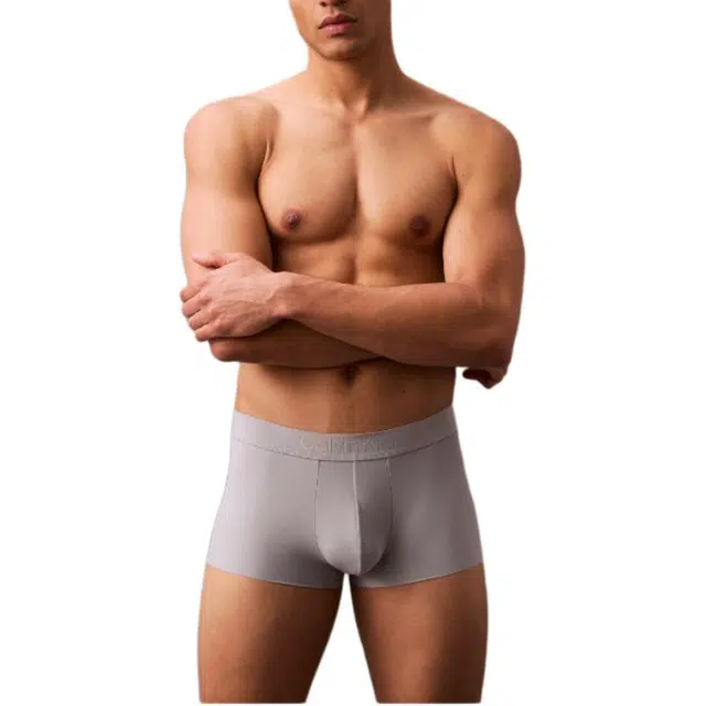 CALVIN KLEIN 1