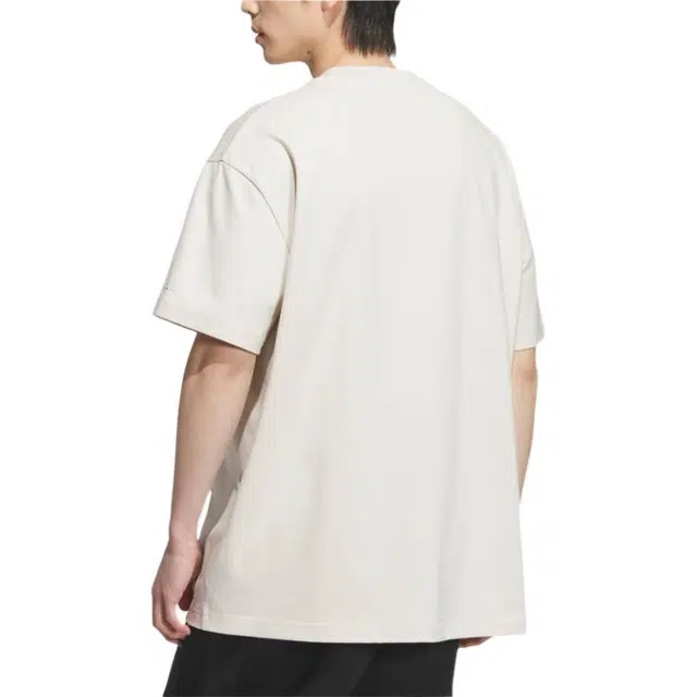 adidas BASKETBALL GRAPHIC T