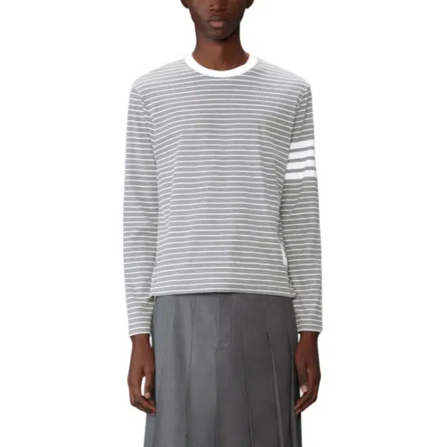 THOM BROWNE T