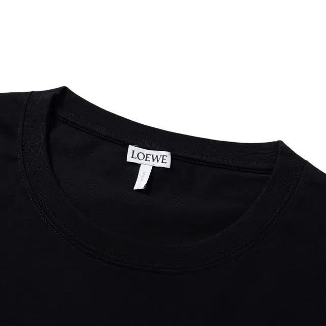 LOEWE FW22 Anagram LogoT