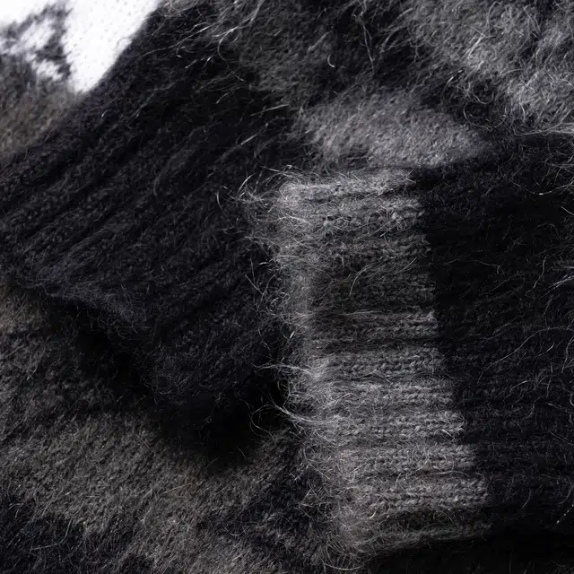 LOUIS VUITTON FW23 LogoV