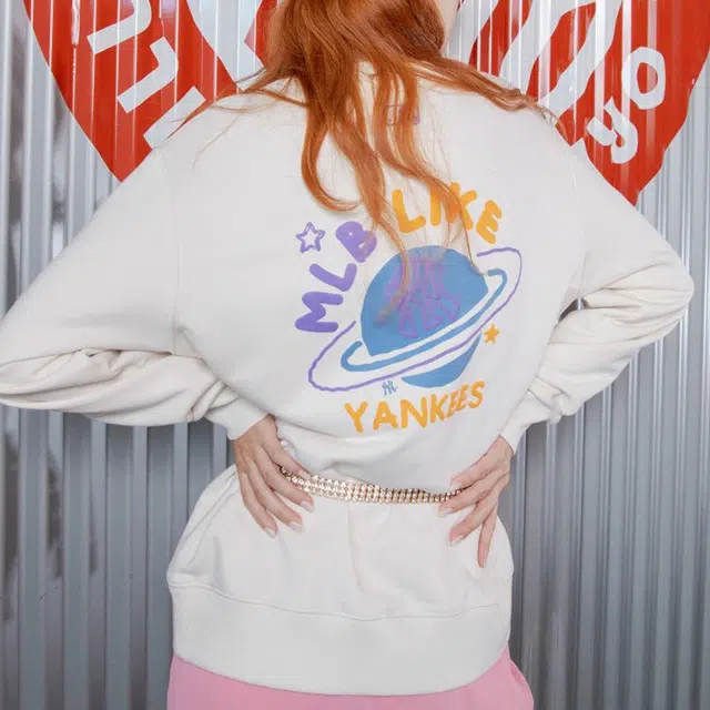 MLB