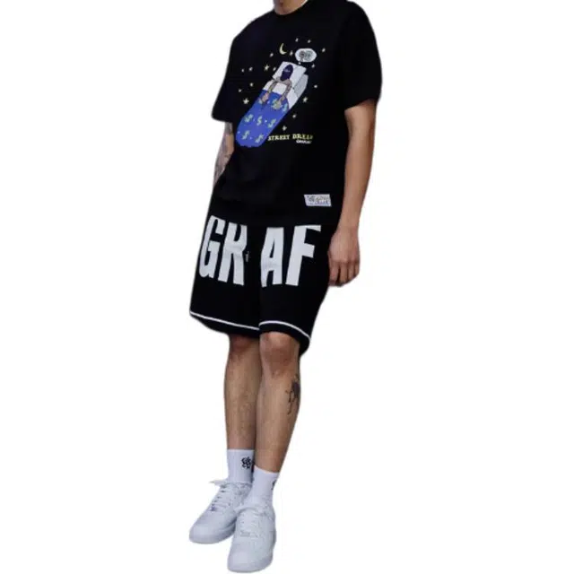 GRAF T