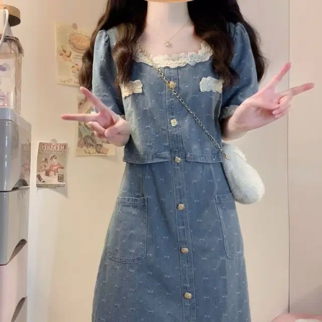 古莲菲 高级感韩系时尚花边拼接牛仔裙夏大码微胖宽松显瘦短袖连衣裙 女款