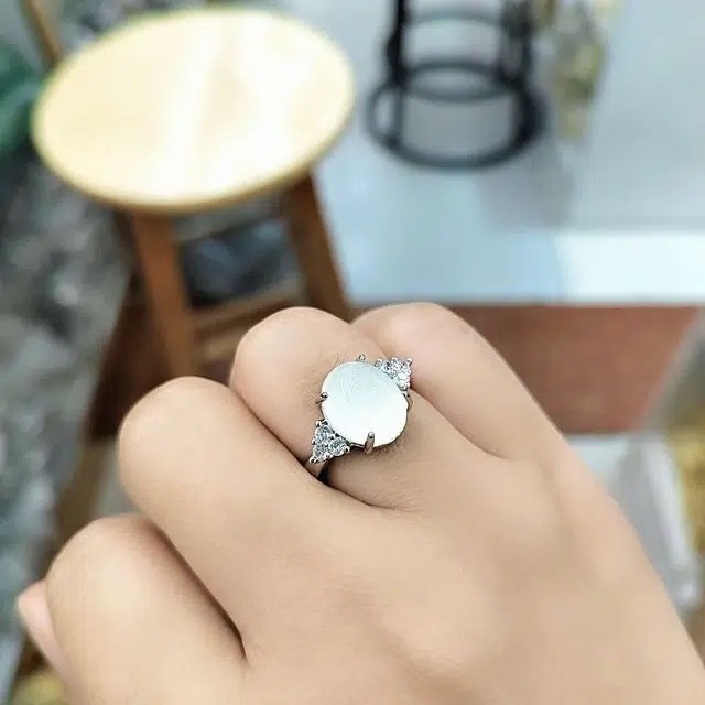 赐帛 简约精致轻奢复古国风气质优雅小众清冷高级感温婉细腻白月光白色恋人桃花运连连#好运 玉髓 戒指 男女同款情侣款